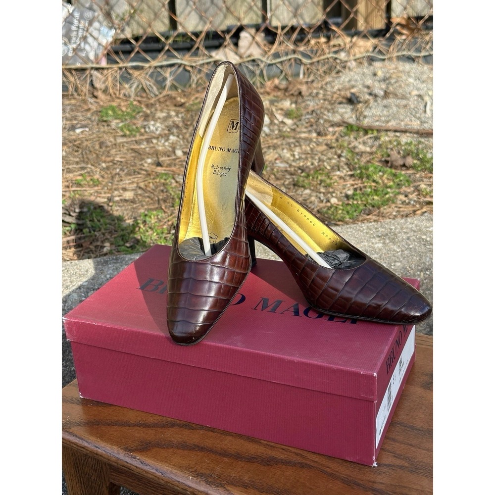 Bruno Magli Brown Croc Leather Heels Women 5.5B Italy‎